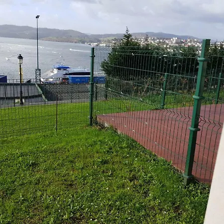 En Figueras, Asturias Daire *